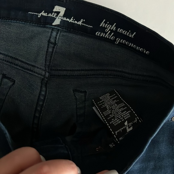 7 for All ManKind High Waisted Ankle Gwenevere Jean NWOT - Picture 3 of 3
